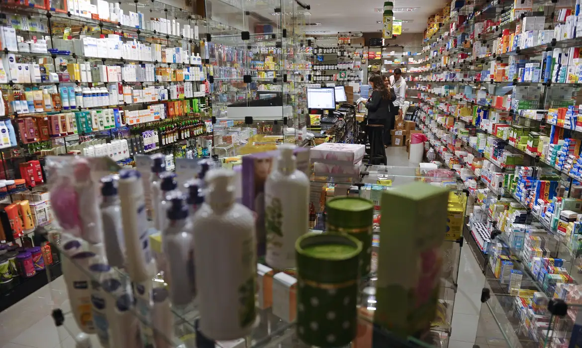 Teto para reajuste de medicamentos é publicado