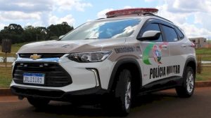 Motociclista é flagrado realizando direção perigosa e tenta fugir da polícia em Indaial