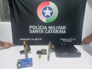 Homem é preso após disparos de arma de fogo em confraternização em Rio do Sul