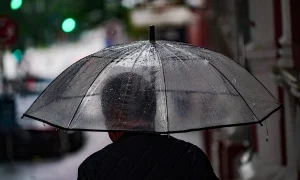 Chuva intensa coloca regiões Litorâneas de SC em alerta até o fim da semana