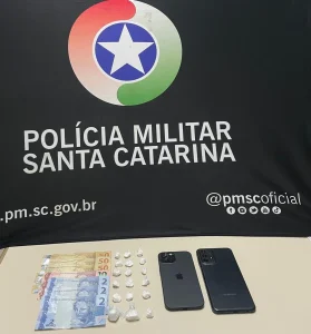 Homem é preso por tráfico de drogas e corrupção em Brusque