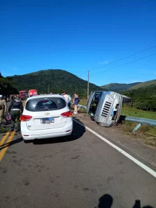 Colisão Múltipla na SC-110 em Urubici Deixa Vários Feridos