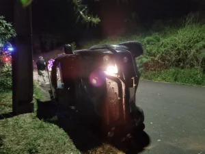 Mulher fica ferida em acidente na “Curva do S” em Rio do Sul