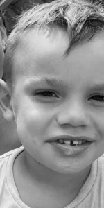 enino de três anos morre após cair em buraco de obra, que alagou com a chuva. Ocorrência foi no interior de Alfredo Wagner