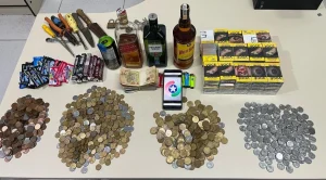 Polícia aborda ciclista em atitude suspeita e descobre que ele havia furtado um restaurante momentos antes