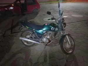 Motocicleta furtada é recuperada e suspeito é preso em Benedito Novo