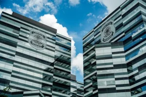 PF publica edital de concurso com 1.000 vagas para cargos policiais