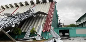 Tempestade severa causa estragos em São Miguel do Oeste