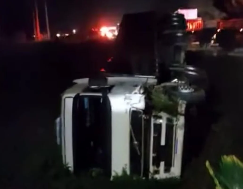 Mulher morre em grave acidente na BR-470, em Rodeio