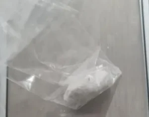 Homem com mandado de prisão é preso com drogas em Rio dos Cedros