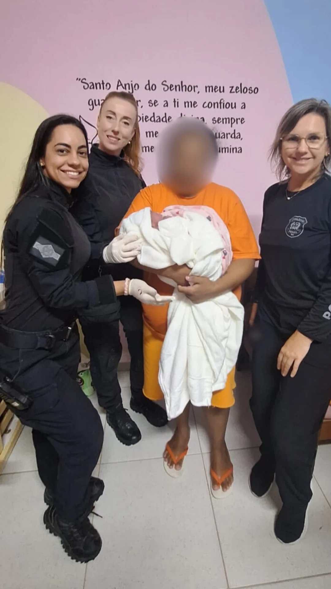 Detenta tem parto prematuro dentro de presídio em Santa Catarina