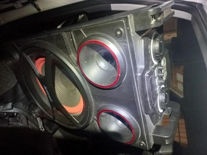 Homem embriagado se recusa a desligar som alto e tem equipamento apreendido em Rio do Sul
