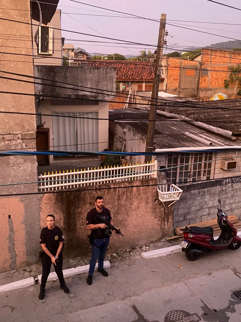 Operação da Polícia Civil mira aliança entre tráfico e jogo do bicho em SC
