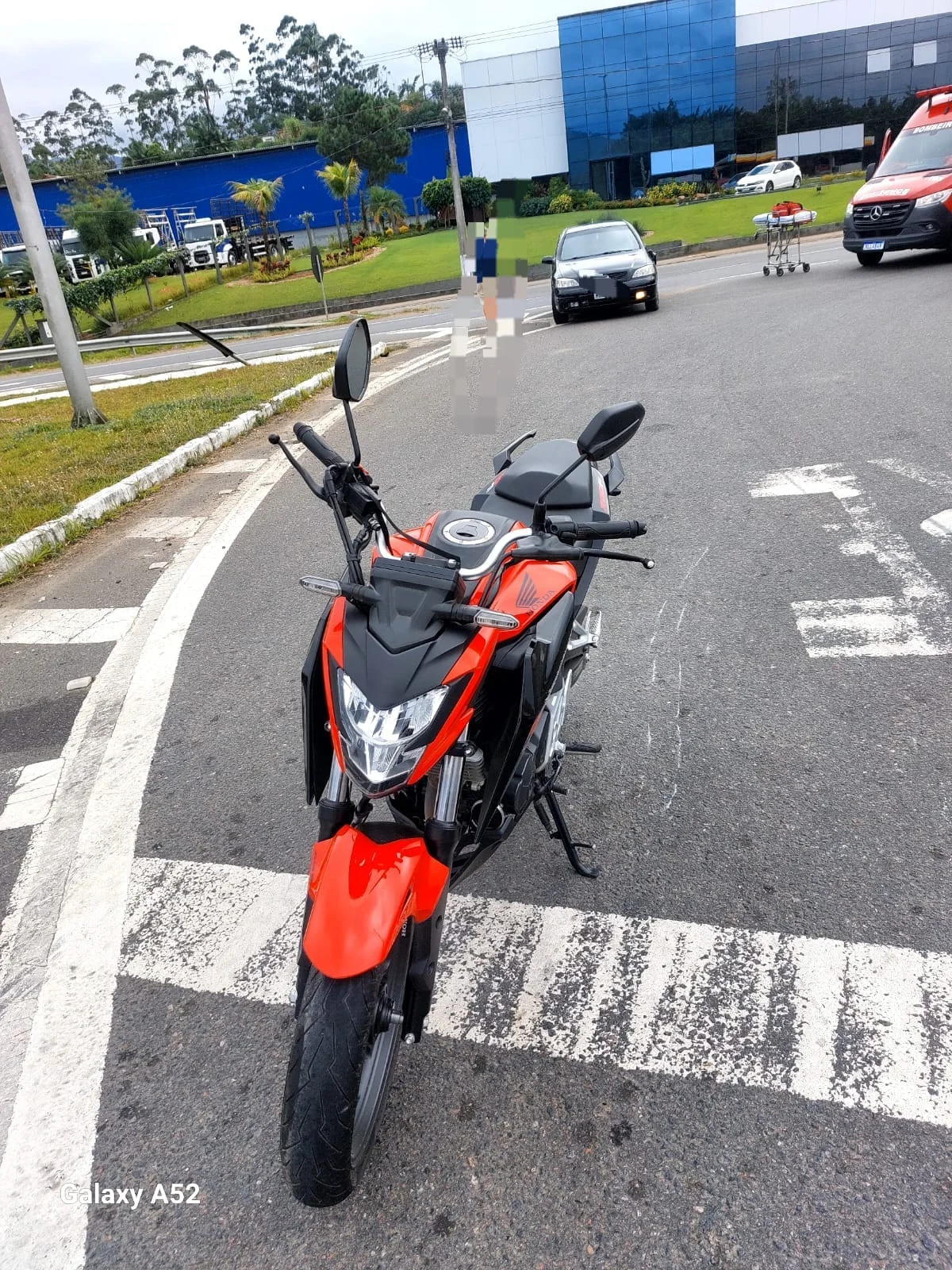 Motociclista fica ferido em colisão com carro na BR-470, em Ascurra