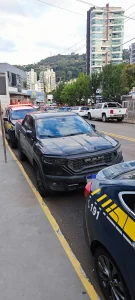 PRF aborda em Joaçaba veículo que possuía registro de furto/roubo no litoral catarinense