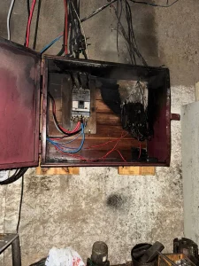 Incêndio em barracão industrial é controlado pelos bombeiros na Serra catarinense