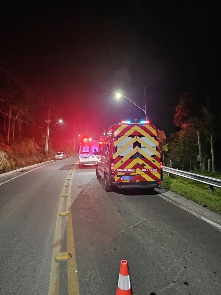 Jovem de 24 anos fica gravemente ferido em acidente na SC-340, em Dona Emma