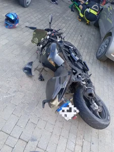 Motociclista fica ferido em acidente neste sábado (31), em Rodeio