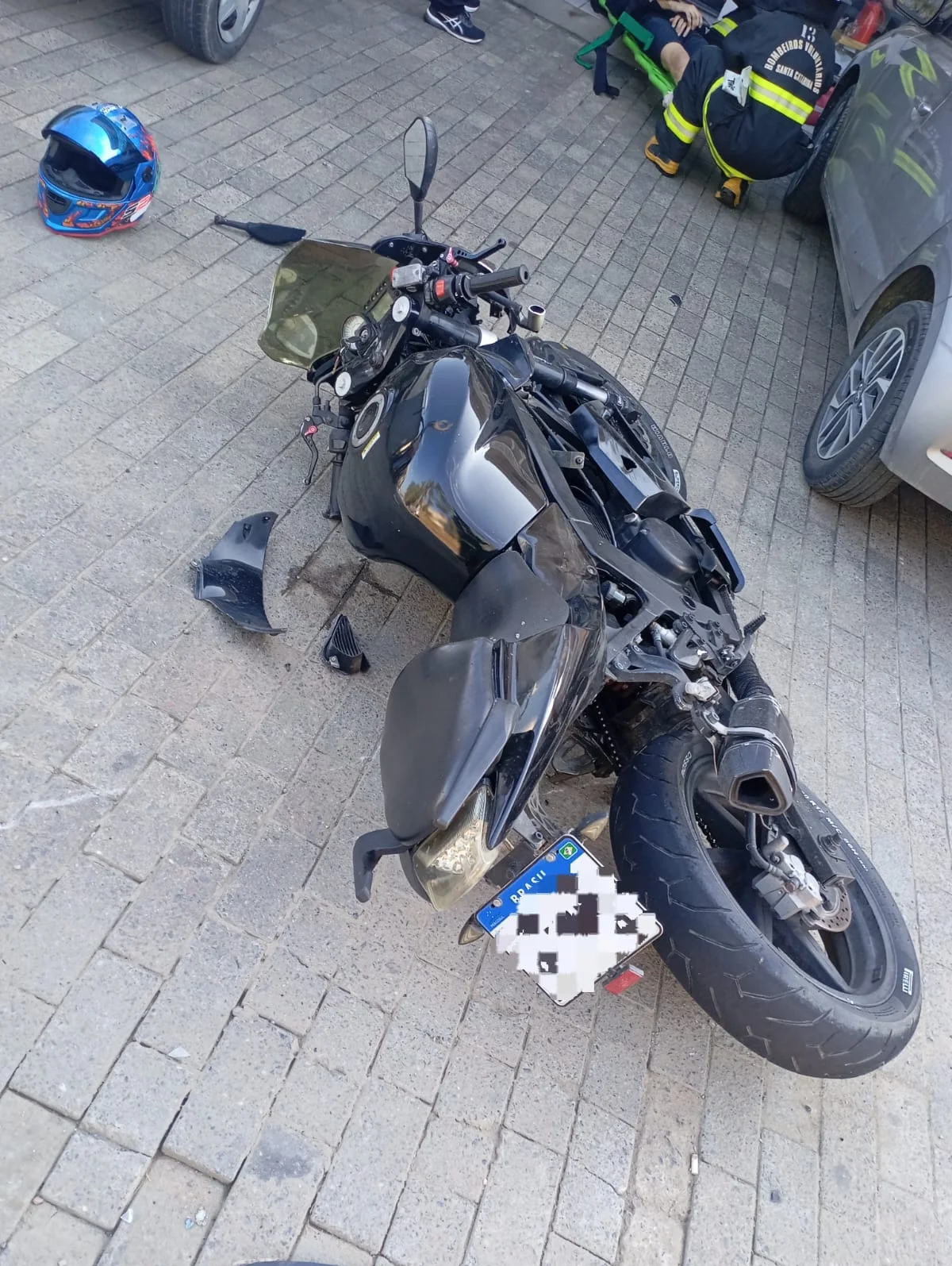 Motociclista fica ferido em acidente neste sábado (31), em Rodeio