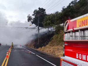 Incêndio em Poste é Controlado por Bombeiros em Ibirama