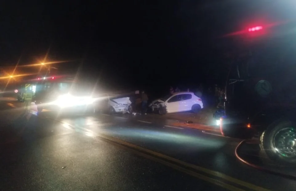 Idosa de 81 anos e outras duas pessoas ficam feridas em acidente na BR-470, em Ibirama