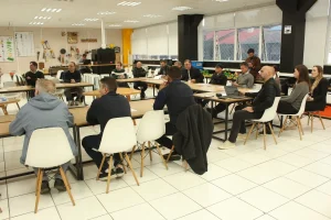 Empresários discutem o futuro das indústrias no Alto Vale