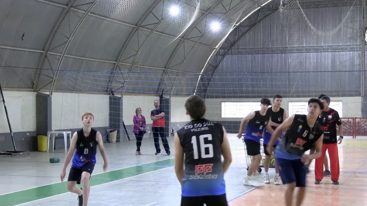 Liga Serrana de Vôlei. Equipe masculina de Rio do Sul termina etapa em 4º lugar