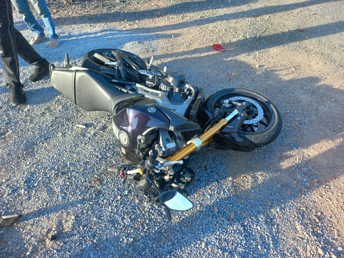 Motociclista e idoso de 73 anos ficam feridos em acidente na SC-350, em Aurora