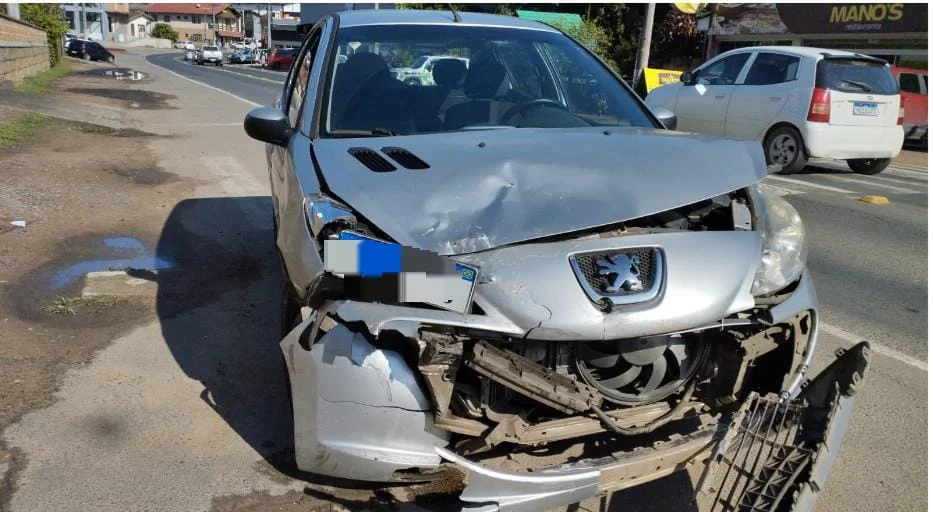 Acidente envolve dois veículos no Centro de Ibirama