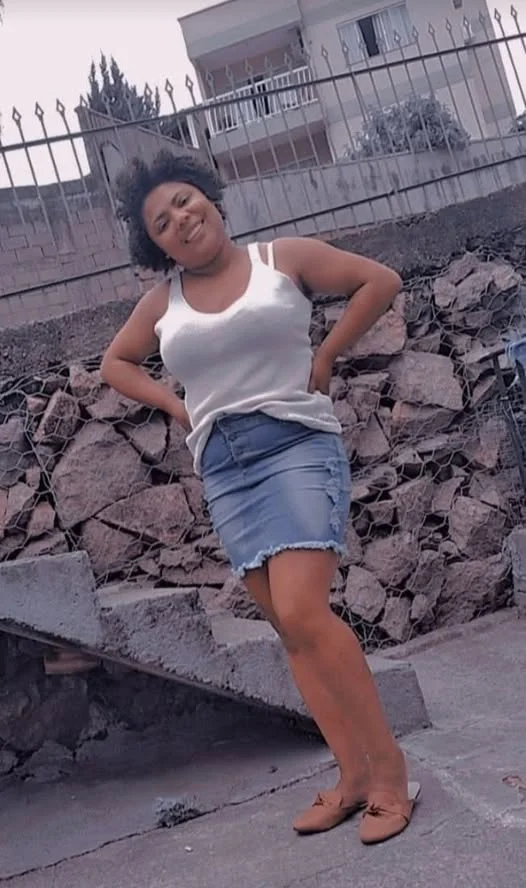 Familiares procuram jovem de 25 anos que está desaparecida há quase duas semanas
