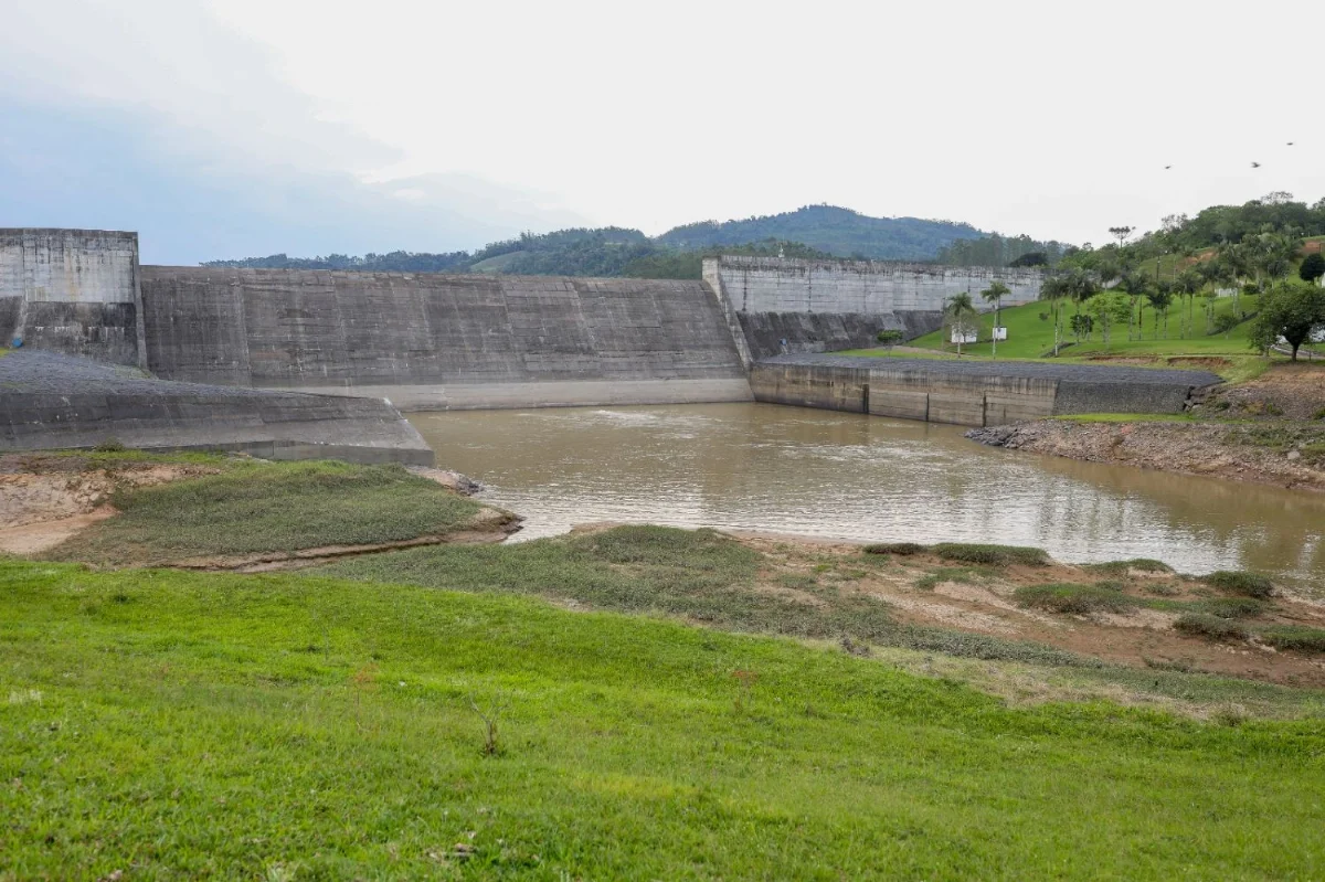 Como medida preventiva, Defesa Civil fecha comportas das barragens de Taió e Ituporanga