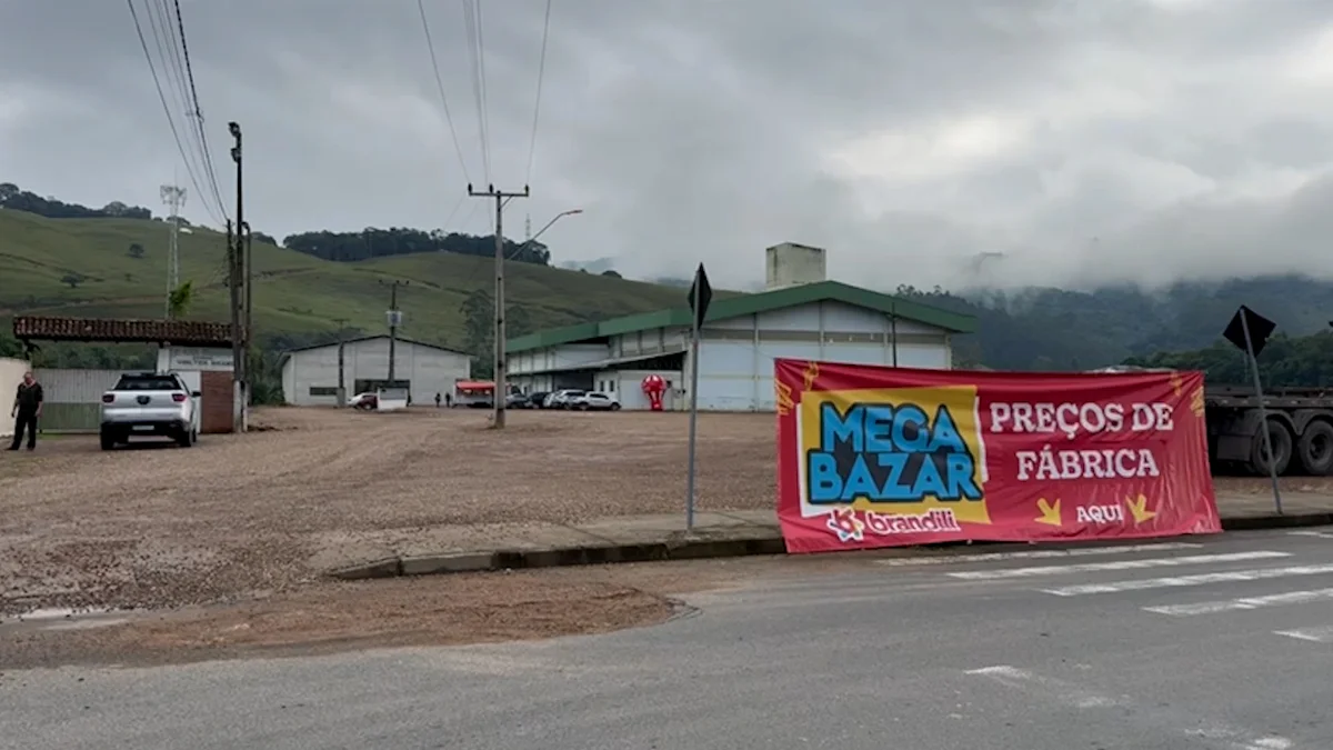 Bazar02