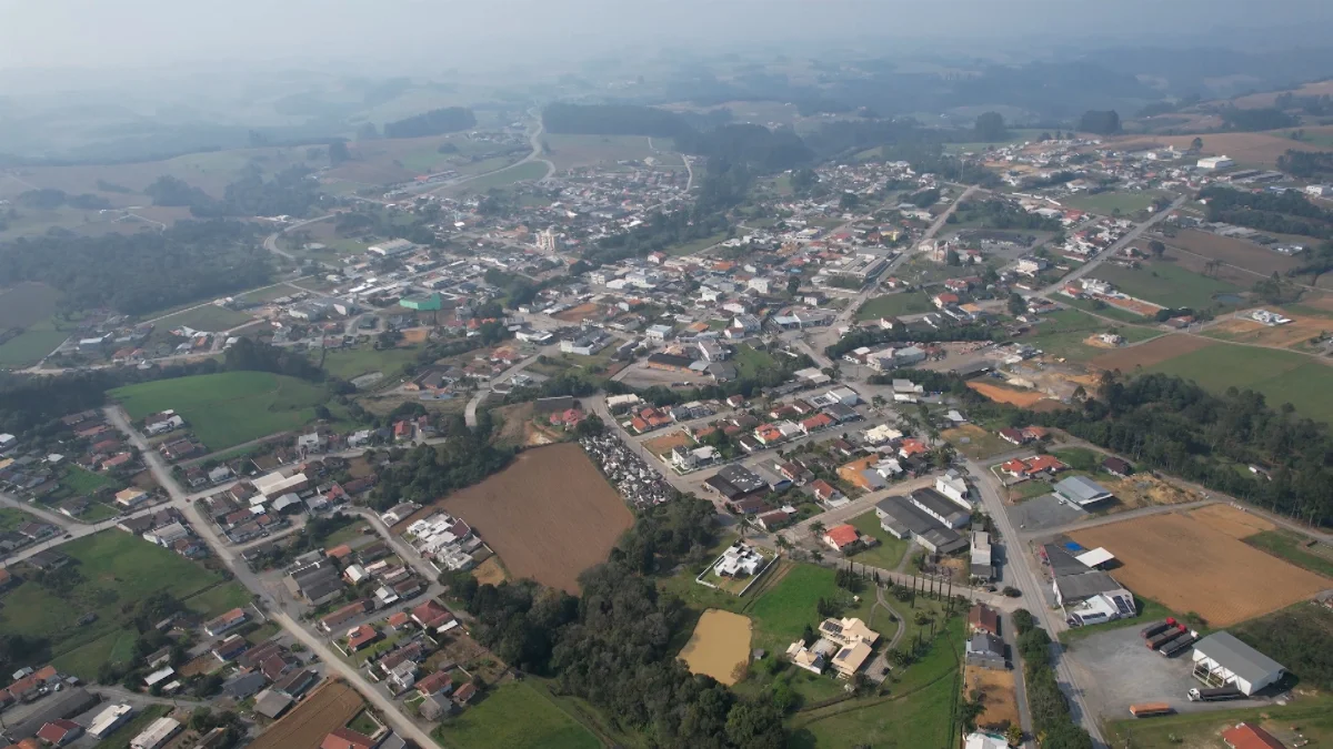 Prefeitura investe quase R$ 3 milhões em ruas do município
