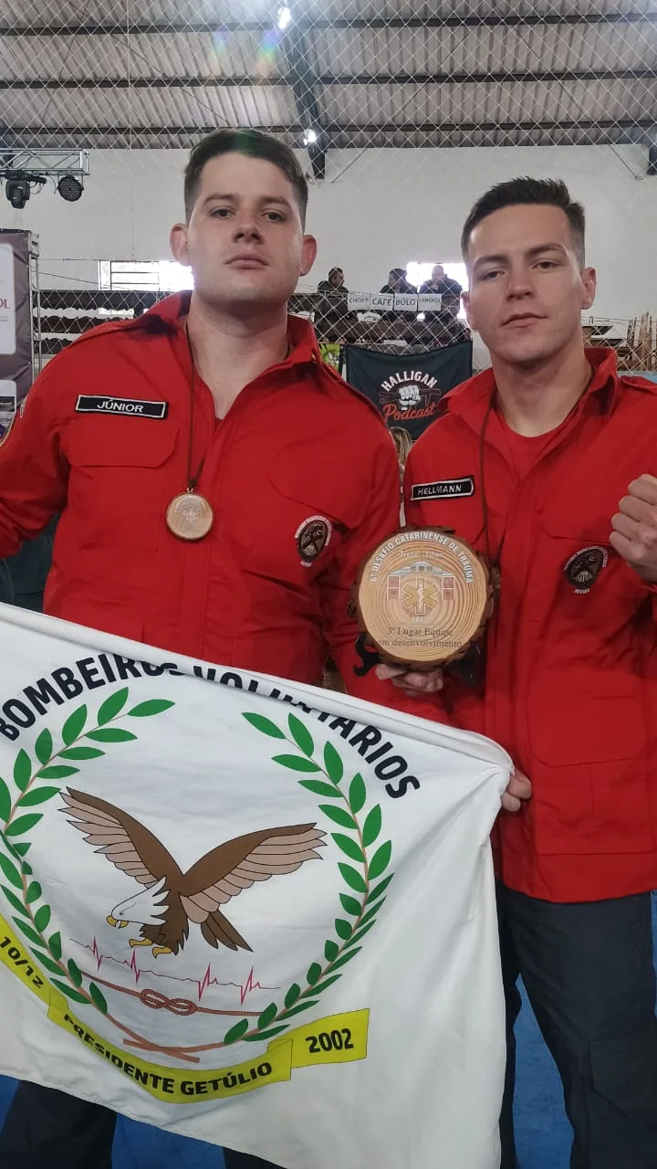 Bombeiros Voluntários de Presidente Getúlio conquistam o 3º Lugar na categoria "Desenvolvimento" no 6º Desafio Catarinense de Trauma