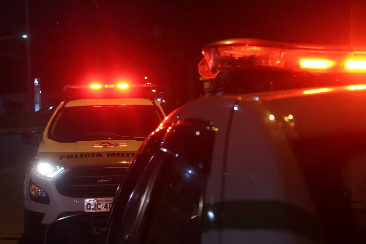 Homem é preso ao tentar furtar uma antena parabólica, em Curitibanos