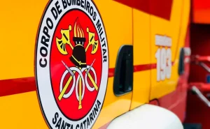 Jovem de 20 anos fica ferido ao sofrer queda de moto em Rio do Oeste