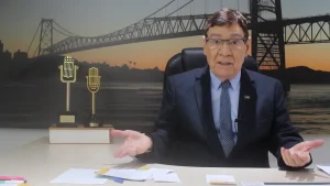 O contrato de namoro é o tema do comentário
