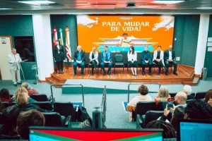 Programa de intercâmbio educacional “Para Mudar de Vida” é lançado na Alesc