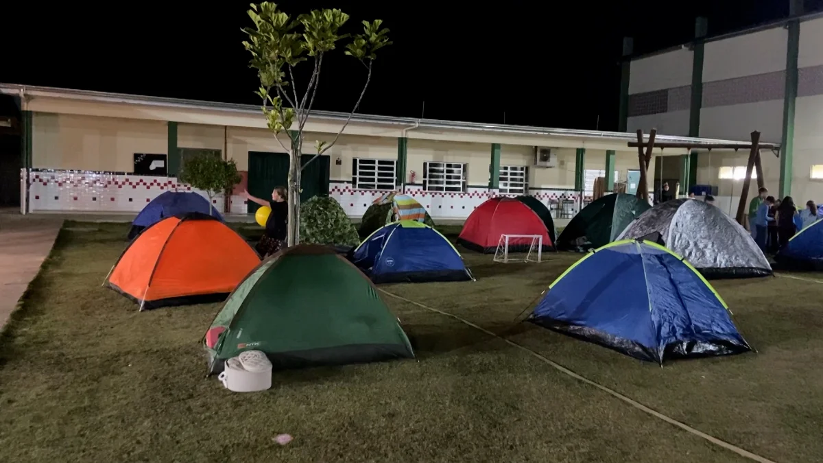 Alunos participam de evento durante o recesso escolar, em José Boiteux