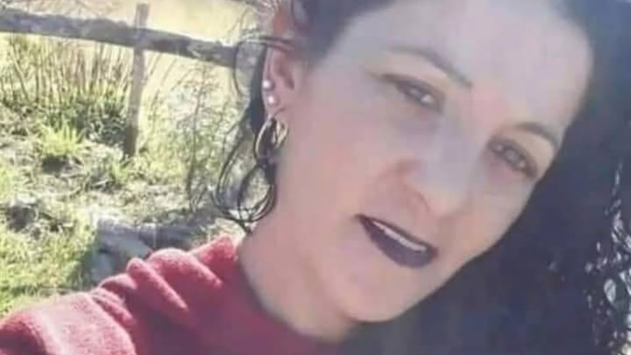 Identificada mulher encontrada morta em Curitibanos; suspeita é de feminicídio