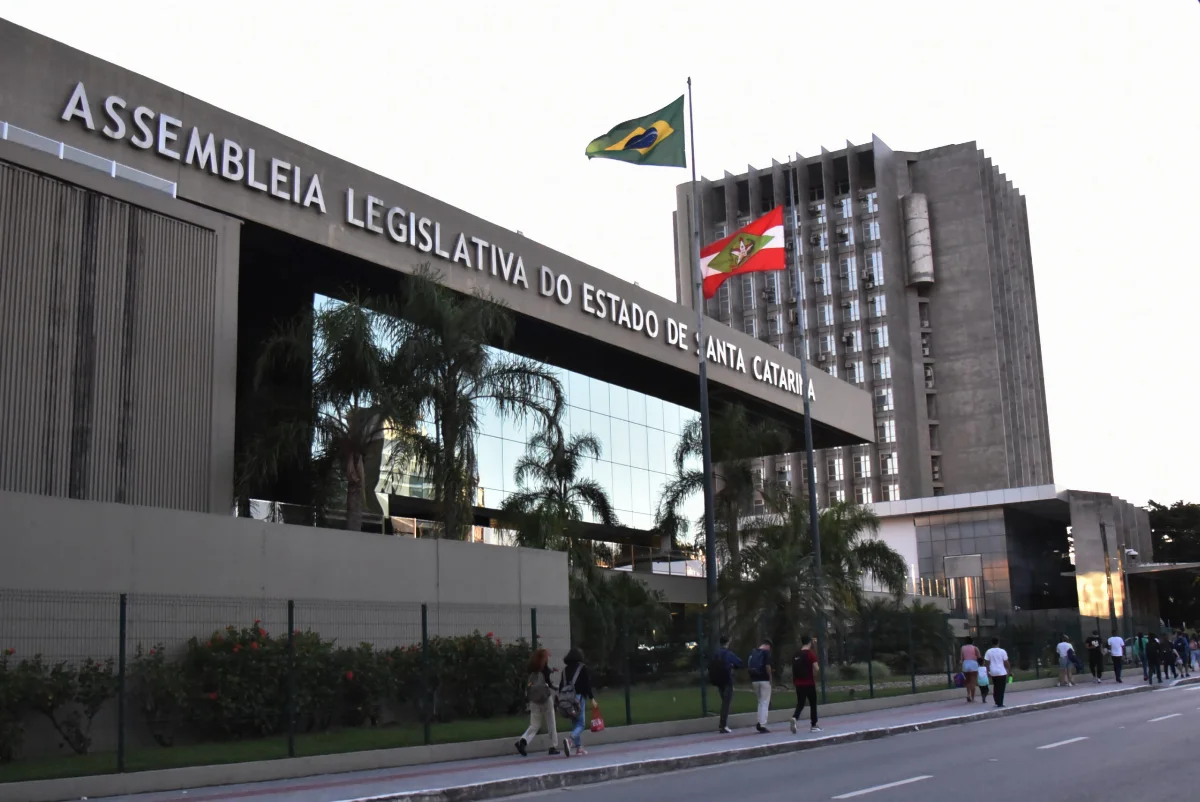 Assembleia Legislativa do Estado entra em recesso e retoma atividades em agosto