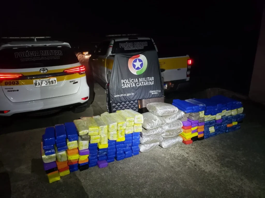 Dupla é presa com quase 170kg de maconha, em Santa Catarina