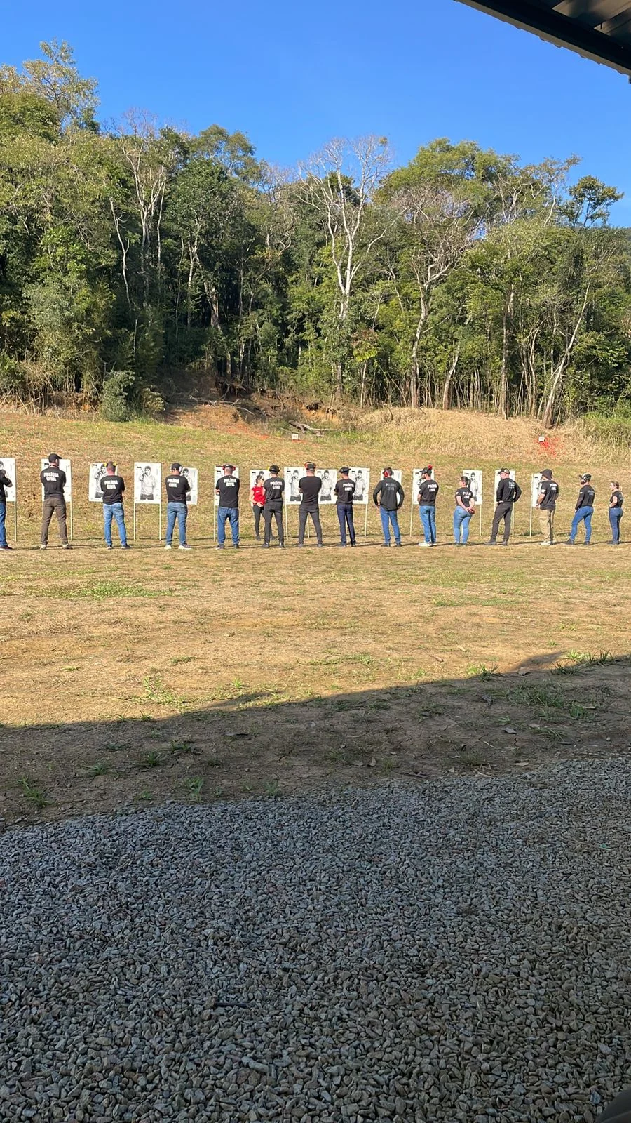 Policiais civis da região participam de curso de atualização do uso de armas, em Rio do Sul