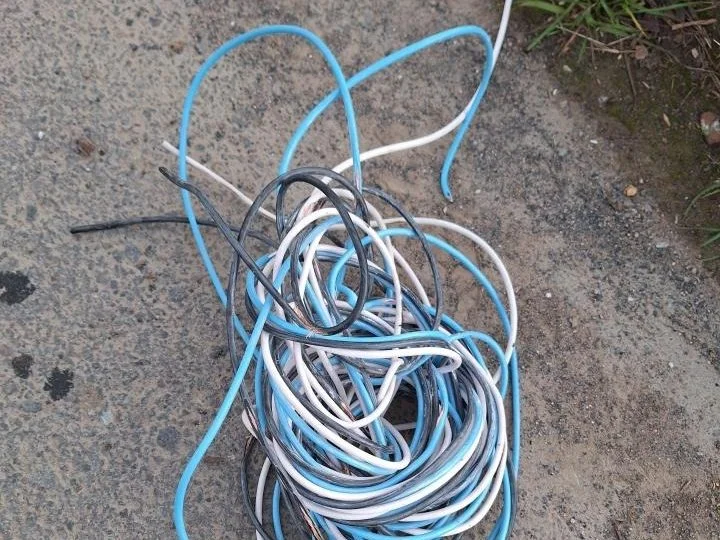 Furto de fios elétricos