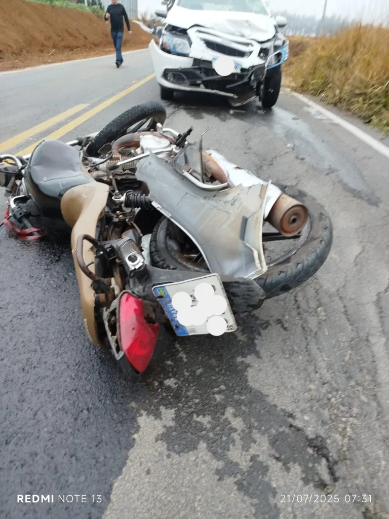 Motociclista tem ferimentos graves após acidente na SC-281, em Agrolândia