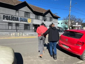 Polícia Civil prende homem condenado por estupro de vulnerável em Alfredo Wagner