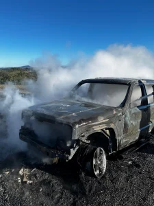 Carro pega fogo na SC-110 em Petrolândia