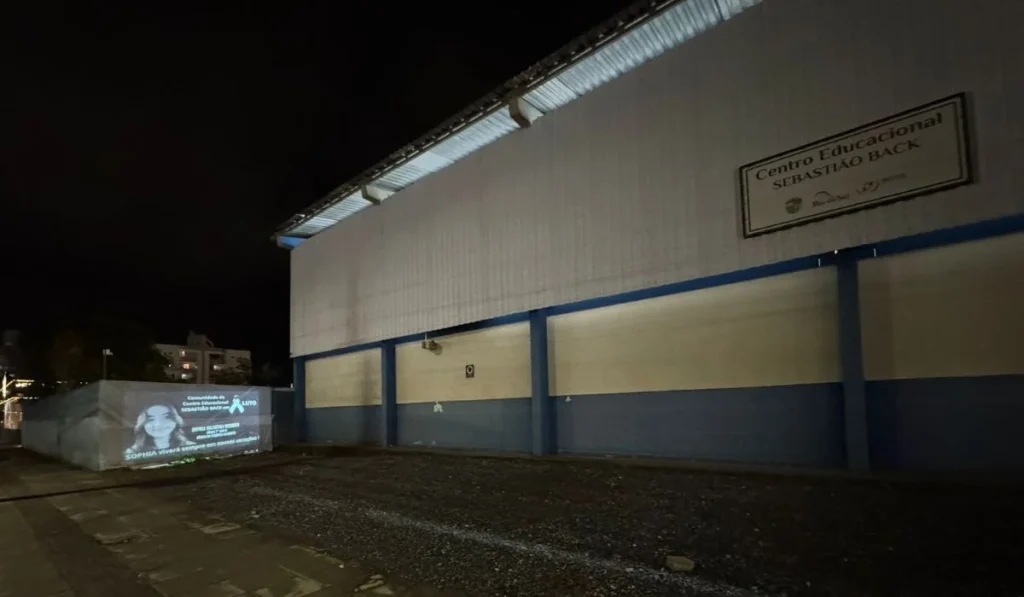 Escola presta homenagem a aluna vítima de acidente na BR-470 e destaca perigo do álcool no trânsito