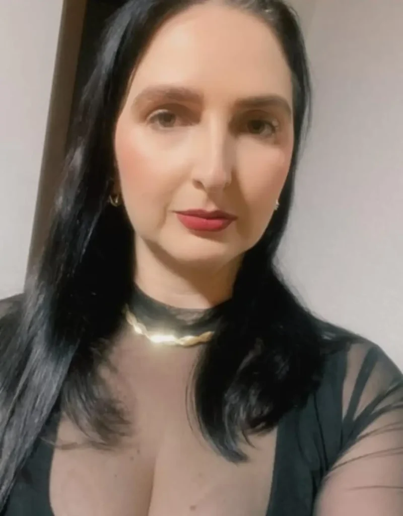 Mulher morre após ser atropelada por veículo esportivo que participava de apresentação, em SC