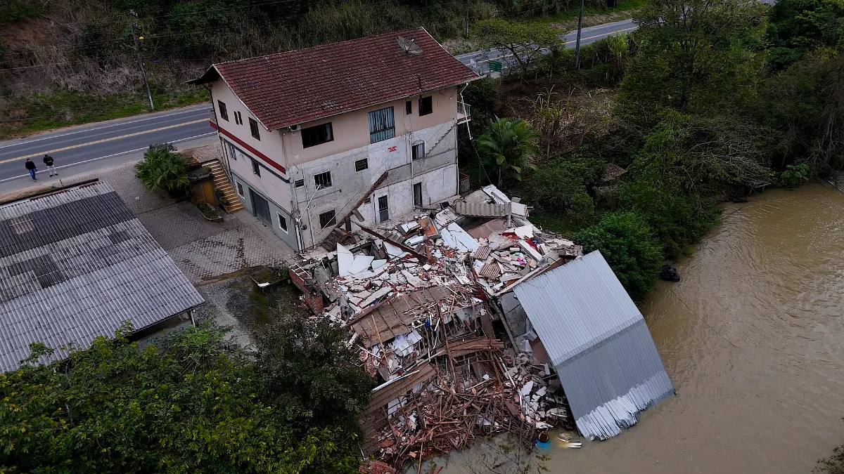 Casa Desabada